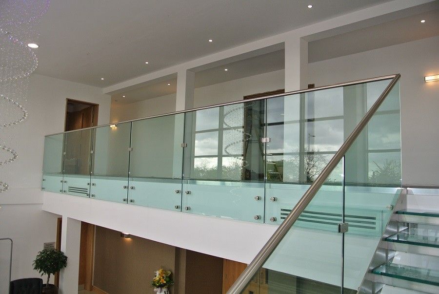 Glass Balustrades Ideas for Stairs, Terraces & Balconies